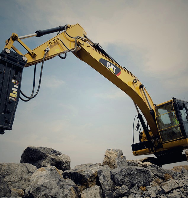 Hydraulic hammer attachment — Avivaa rental fleet